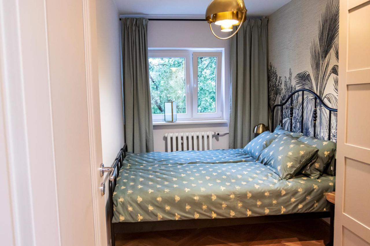 Apartament Przy Metrze Wierzbno Z Nuta Vintage Warszawa Zewnętrze zdjęcie
