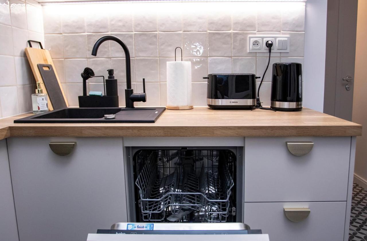 Apartament Przy Metrze Wierzbno Z Nuta Vintage Warszawa Zewnętrze zdjęcie